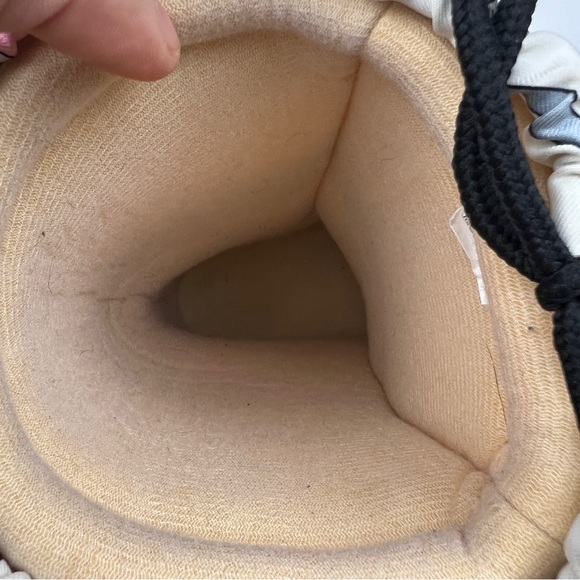 Emilio Pucci Printed Lace Winter Snow Ski Moon Boots - Picture 7 of 10